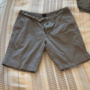 J. Crew Classic Gray Flat Front Men's Shorts